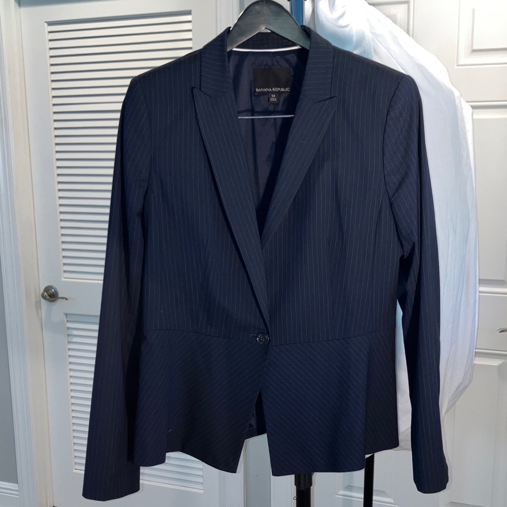 Banana Republic Navy Pinstripe Tailored Blazer, 14